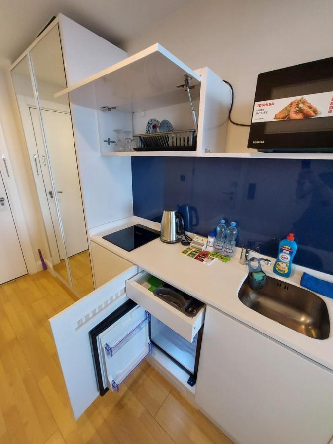 Номера На Высоких Этажах 24,31 Apartman Batumi Kültér fotó